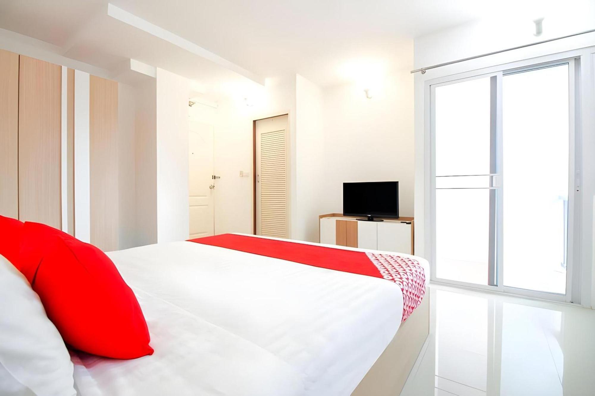 Capital O 411 Grandview Condo 15 Bangkok Eksteriør billede